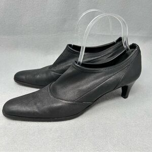 Pancaldi 1888 Womens Shoes Heels Size 8 1/2 B Black Leather Kitten Heel Pump